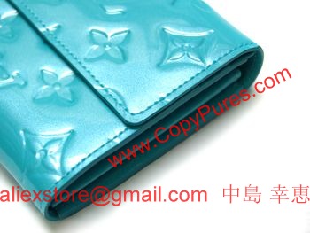 ルイヴィトン　LOUIS VUITTON　ヴィトン 財布　LV　ヴェルニ　ファスナー長札　長財布　ポルトフォイユ・サラ　ブルーラゴン　M91741